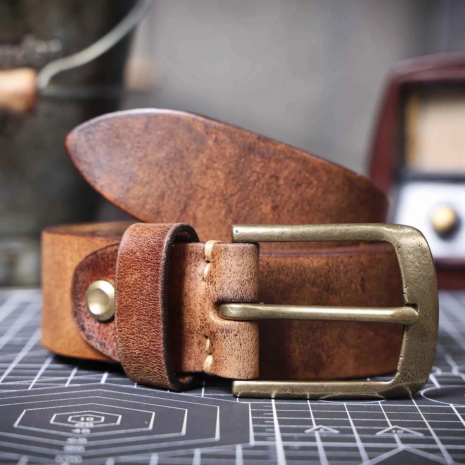High-Quality Genuine Leather Belt for Men & Women – Classic Everyday Style
