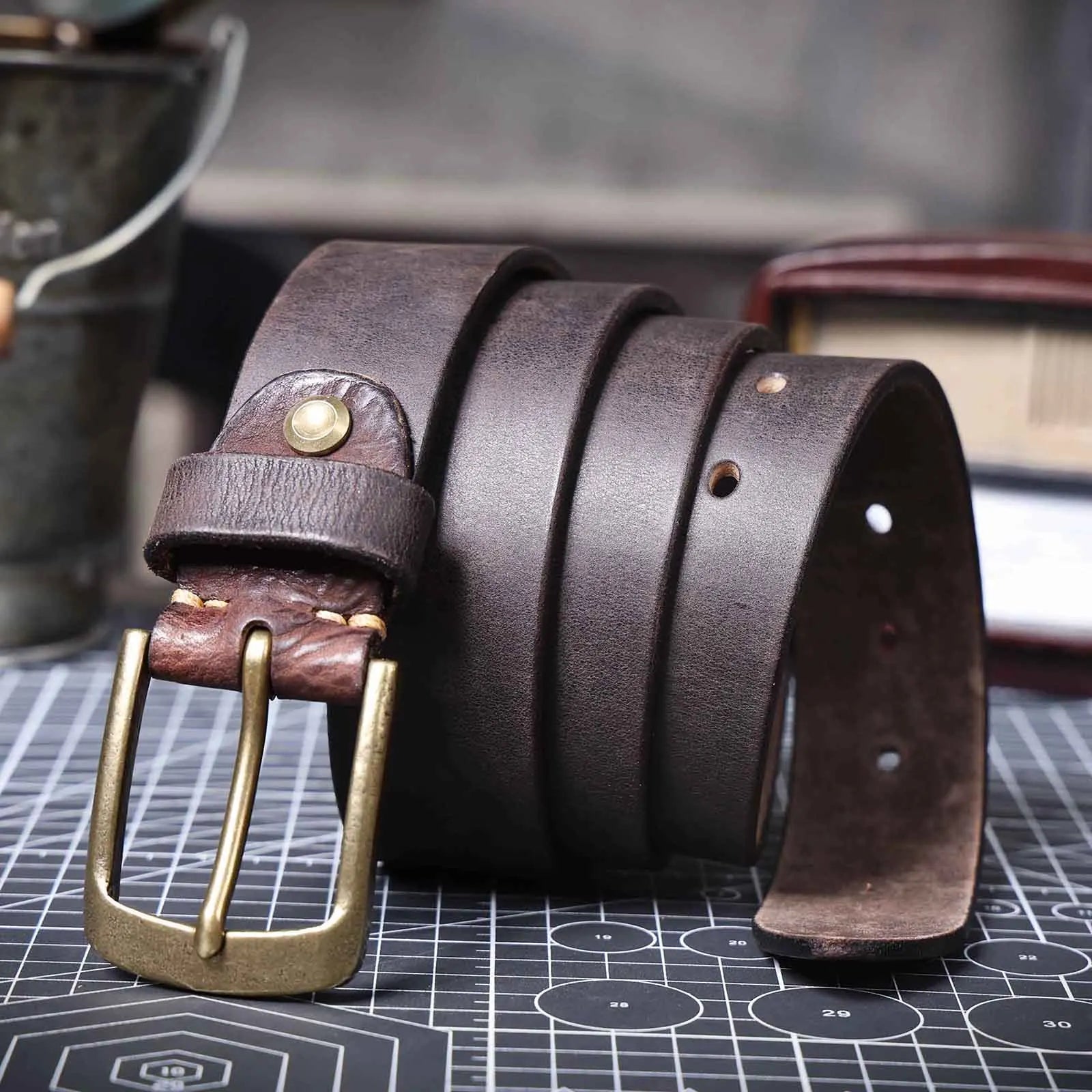 High-Quality Genuine Leather Belt for Men & Women – Classic Everyday Style