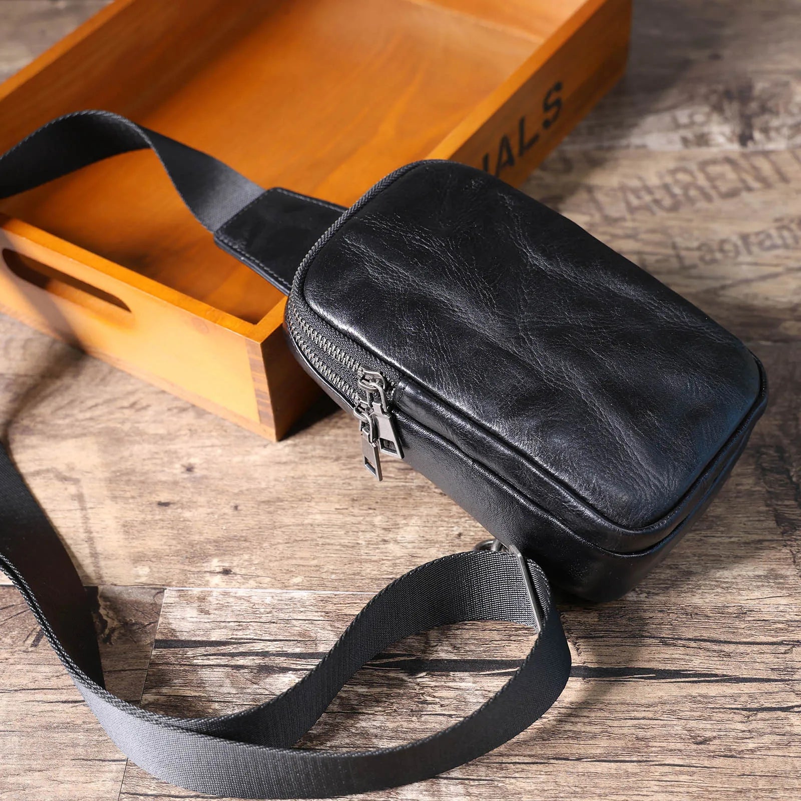 Genuine Leather Crossbody Bag – Zippered with Organic Cotton, Daily Carry